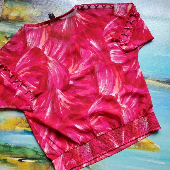 WHBM Sheer Criss Cross Shoulder Cutout Blouse - Picture 4 of 10